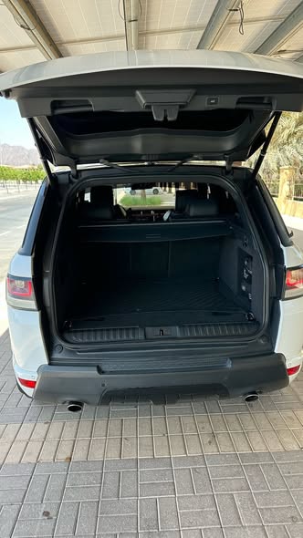 لاند روفر رينج روفر سبورت 2016 - صورة 3