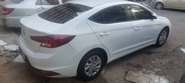 هونداي إلنترا 2020 - صورة 5