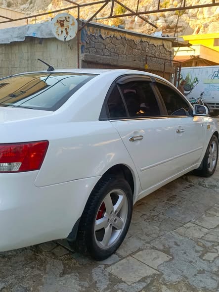 هيونداي سوناتا 2006 - صورة 2