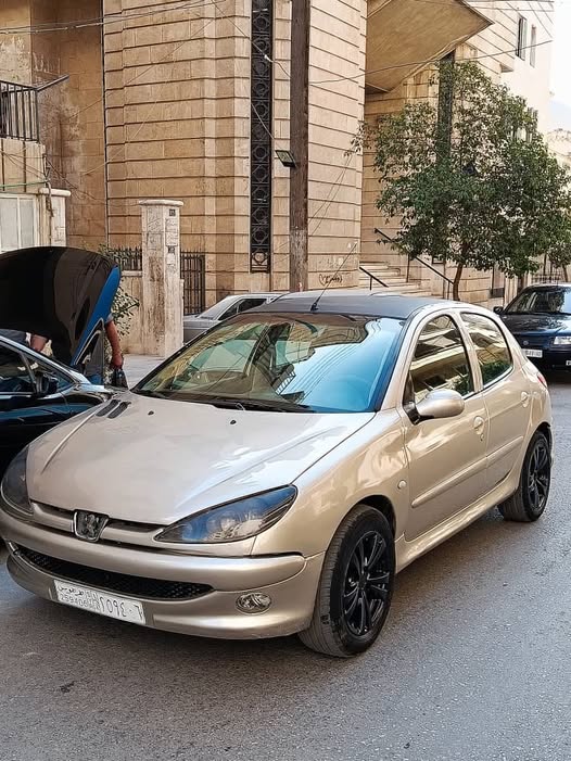 بيجو ٢٠٦ 2005