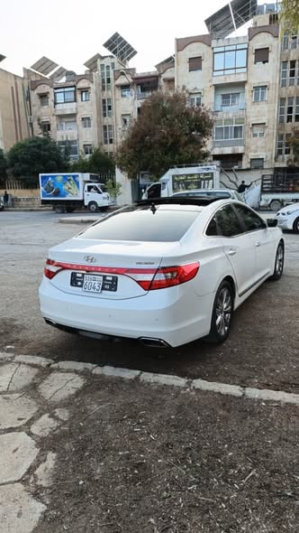 هيونداي ازيرا 2011 - صورة 3