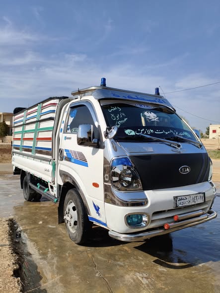 كيا K4000 2006 - صورة 1