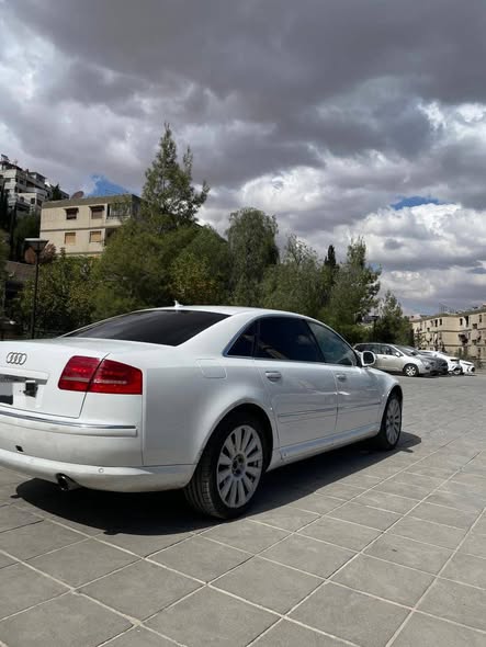Audi A8 2009 - صورة 3