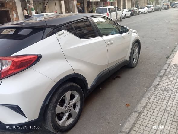 تويوتا C-HR 2018 - صورة 3