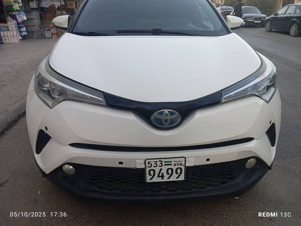 تويوتا C-HR 2018 - صورة 1