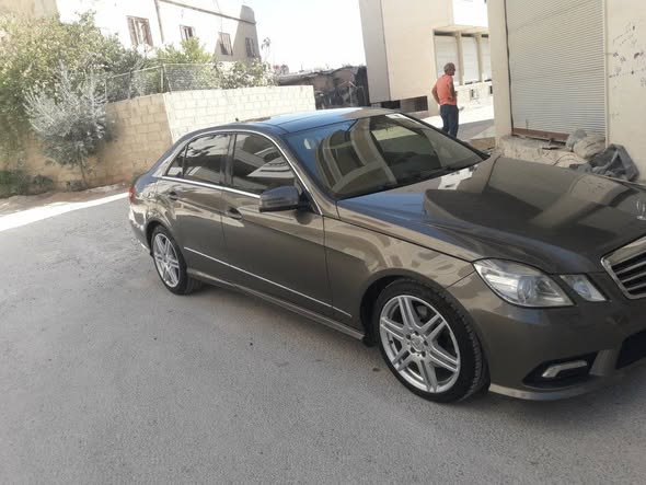 مرسيدس-بنز E-Class 2011 - صورة 4