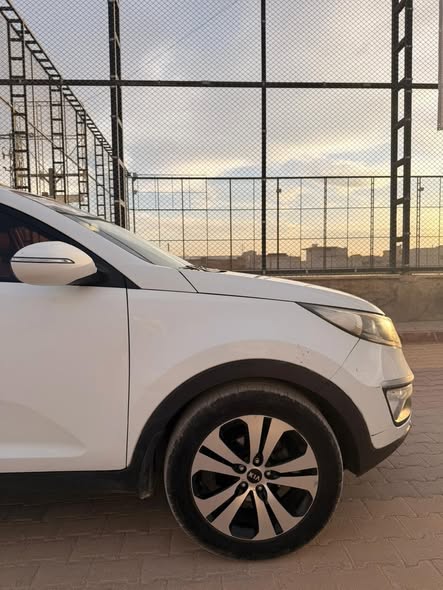 كيا سبورتاج 2011 - صورة 2