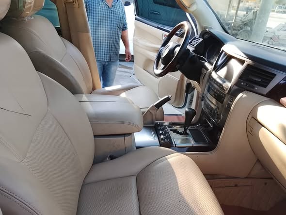 لكزس LX 570 2009 - صورة 5