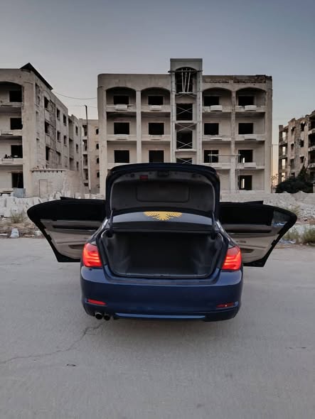 BMW 730Li 2012 - صورة 3