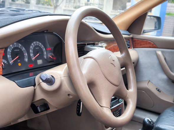 إيران خودرو سمند 2007 - صورة 4