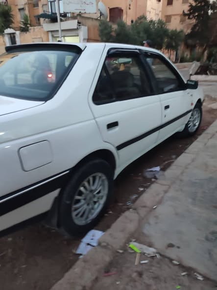 بيجو 405 2007 - صورة 3