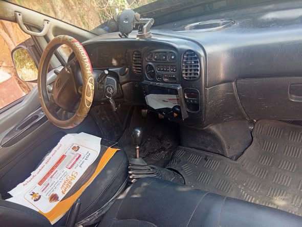 هيونداي H-1 2005 - صورة 3