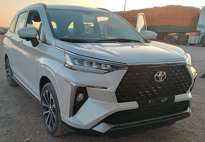 تويوتا فيلوز 2025