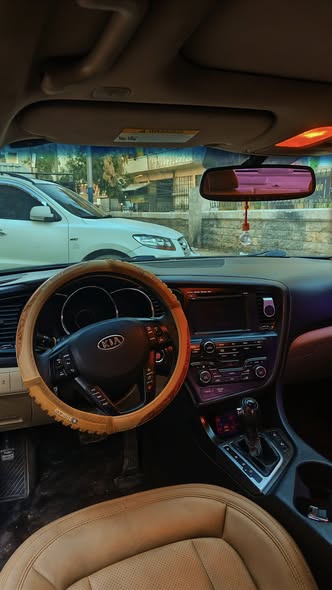 كيا كي 5 2011 - صورة 1