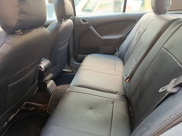 Skoda Octavia 2002 - صورة 1