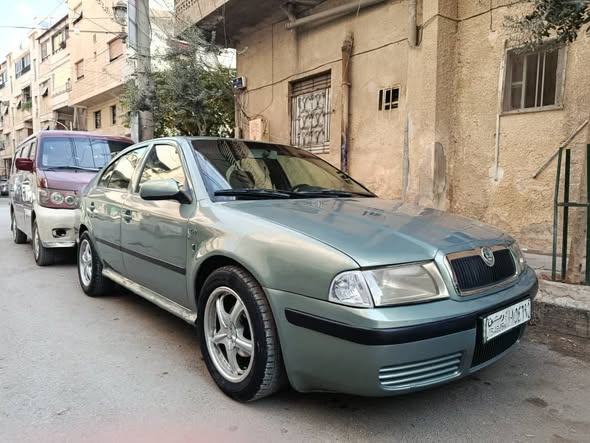 Skoda Octavia 2002 - صورة 4