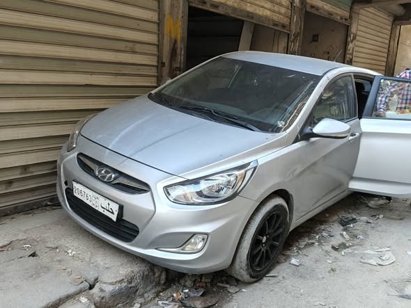 هيونداي أكسنت 2012 - صورة 2