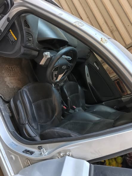 هيونداي أكسنت 2012 - صورة 3