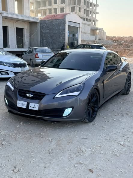 جنيسس جنيسس كوبيه 2009 - صورة 1