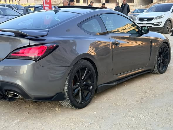 جنيسس جنيسس كوبيه 2009 - صورة 5