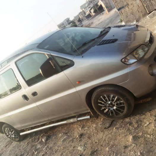 هيونداي إتش 1 2003