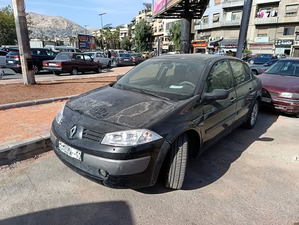 رينو ميغان 2005 - صورة 3