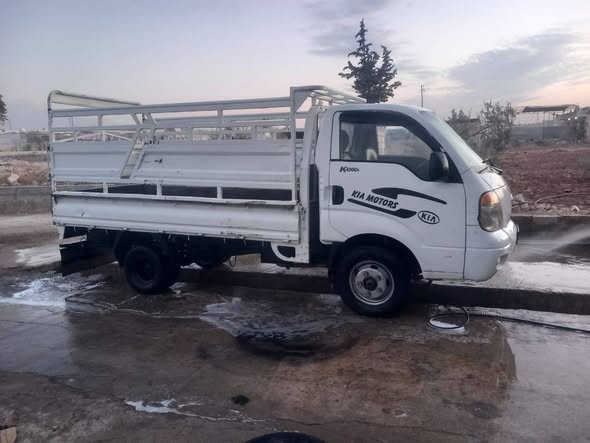 كيا كارتا 2009 - صورة 3