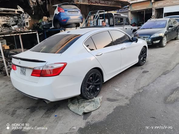 هوندا أكورد 2015 - صورة 2