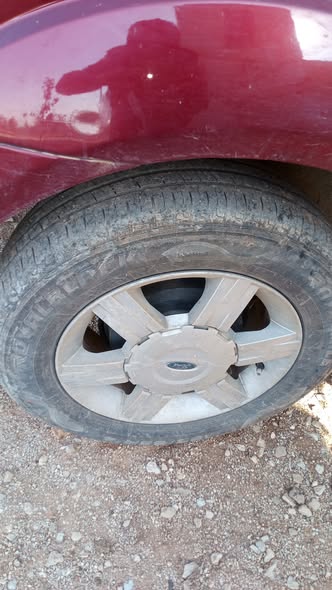 فورد فيستا 2006 - صورة 2