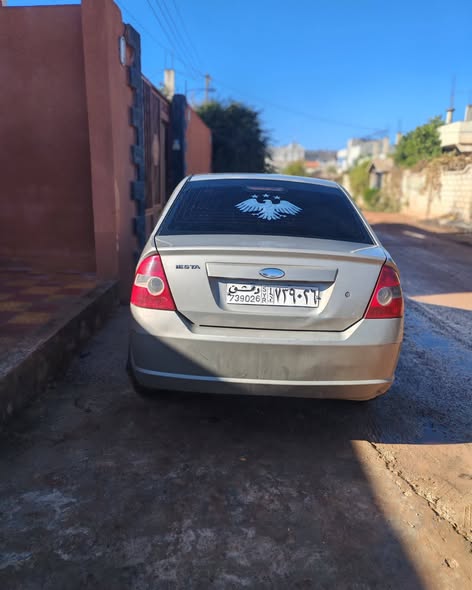 فورد فييستا 2007 - صورة 4