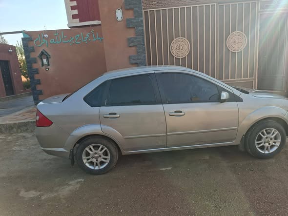 فورد فييستا 2007 - صورة 3