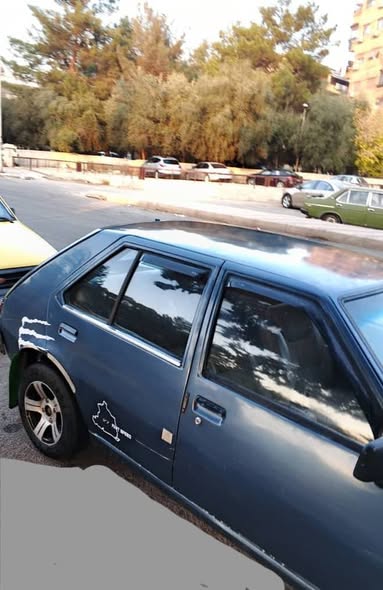 ميتسوبيشي كولت 1983 - صورة 2