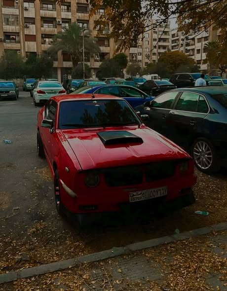 تويوتا كورولا 1978 - صورة 2