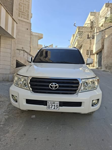 تويوتا لاند كروزر 2010 - صورة 2