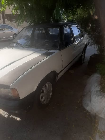 أوبل أسكونا 1976 - صورة 2