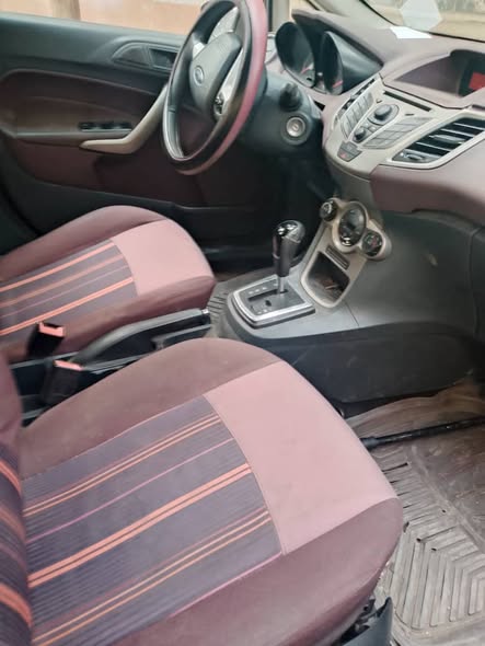 فورد فيستا 2009 - صورة 4