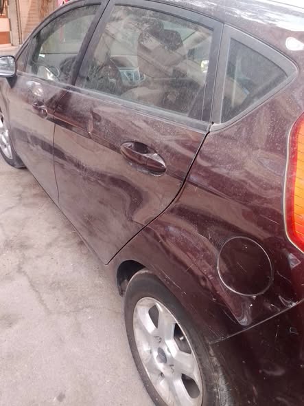 فورد فيستا 2009 - صورة 1