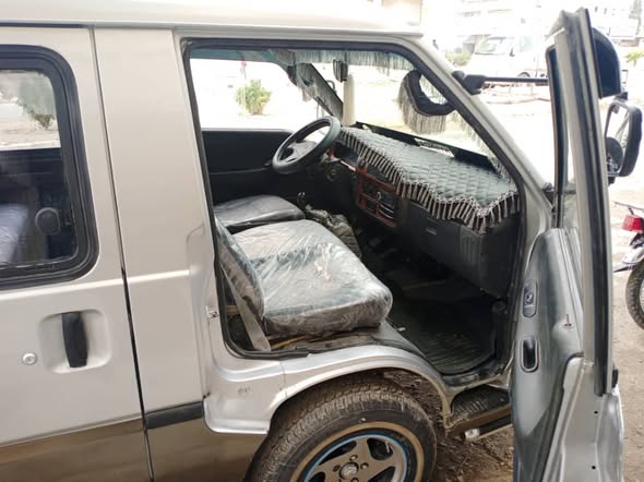 هيونداي H-1 2003 - صورة 2