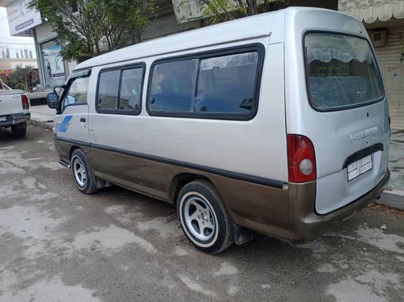 هيونداي H-1 2003 - صورة 3