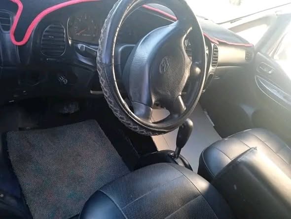 هيونداي H1 1999 - صورة 2