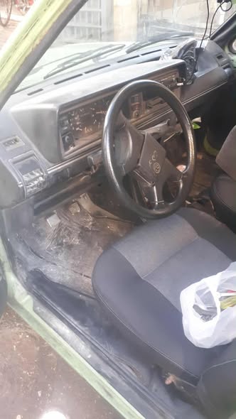 فولكس فاجن جولف 1976 - صورة 4