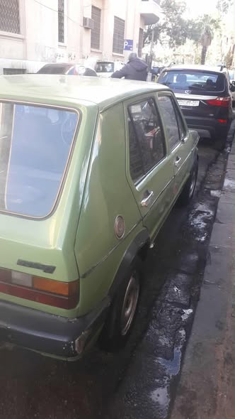 فولكس فاجن جولف 1976 - صورة 2