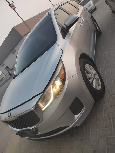 لاند روفر ديسكفري 2014 - صورة 3