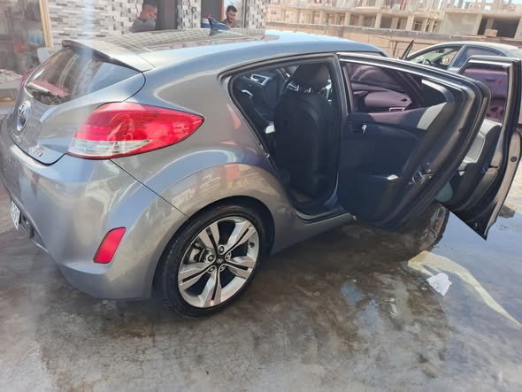 هيونداي فيلوستر 2012 - صورة 4