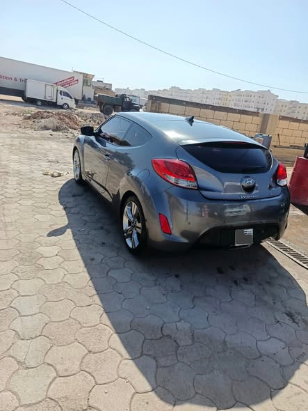 هيونداي فيلوستر 2012 - صورة 3