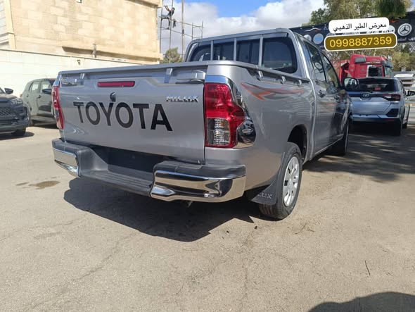 تويوتا هايلوكس 2023 - صورة 3