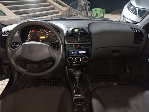 هيونداي أكسنت 2005 - صورة 4