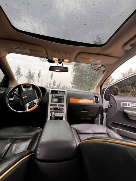 لينكولن MKX 2010 - صورة 2