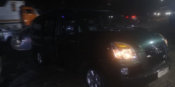 هيونداي H-1 1999 - صورة 3