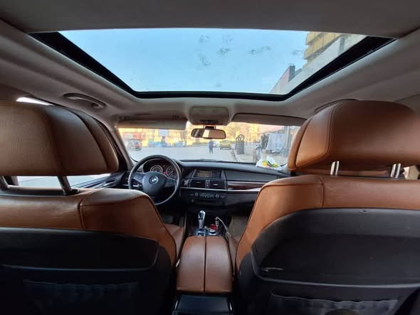 بي ام دبليو X5 2009 - صورة 2